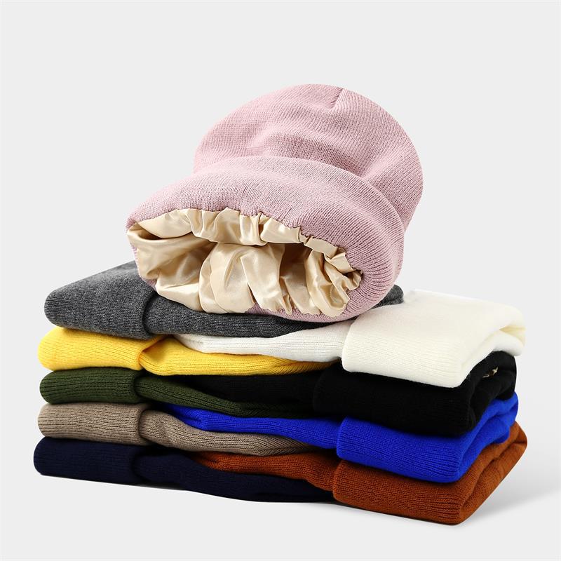 หมวกบีนนี่แบบยูนิเซ็กซ์บุซาติน - Beanie Cuffed Knit บทวิจารณ์และราคา